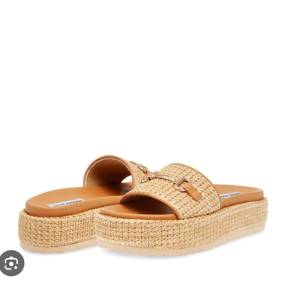 Steve Madden Kayley Sandal in Raffia! Brand new!